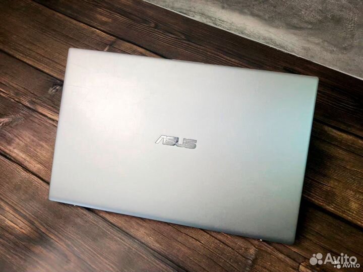 Супер ультрабук i3-8130 DDR4 IPS Full HD SSD 128Gb