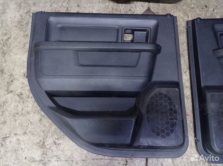 Dodge RAM обшивки дверей комплект 2013-2019