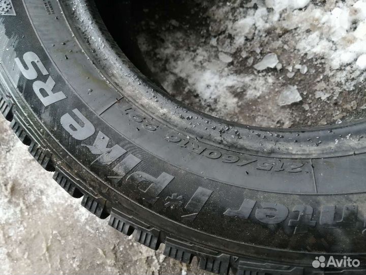 Hankook Winter I'Pike RS W419 215/60 R16