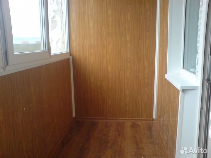 Остекление и обшивка балконов под ключ