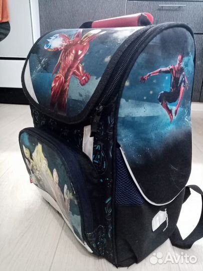 Школьный рюкзак