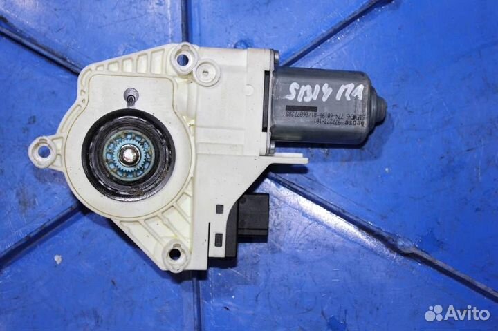 Моторчик стеклоподъемника передний левый Audi Q7