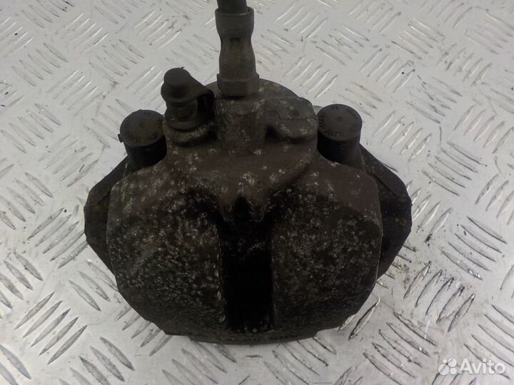 Суппорт задний левый BMW X5 E70