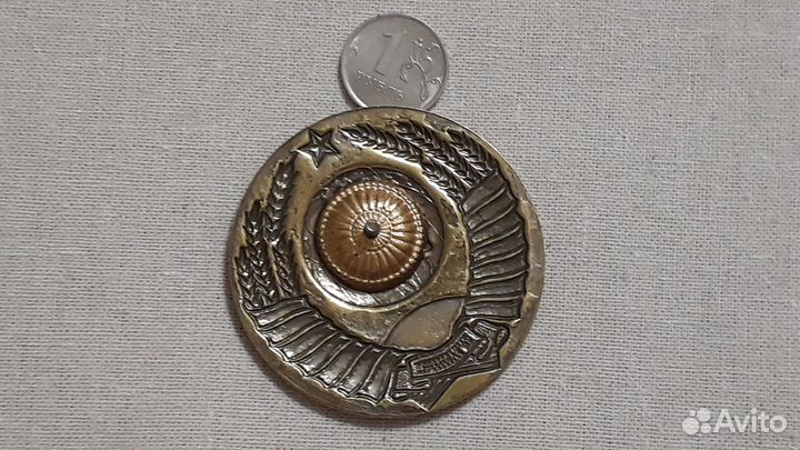 Большой тяжелый знак Герб СССР