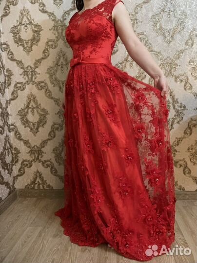 Вечернее платье