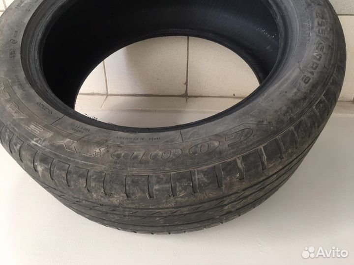 Goodyear Eagle 1 Nascar 255/50 R19