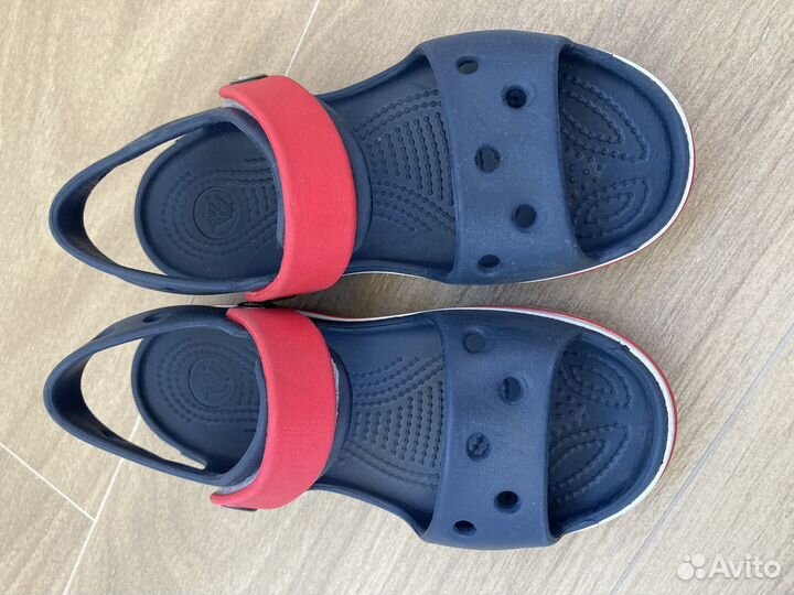 Сандали crocs c12