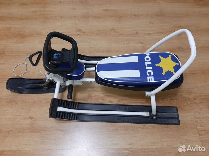 Детский снегокат со спинкой бу