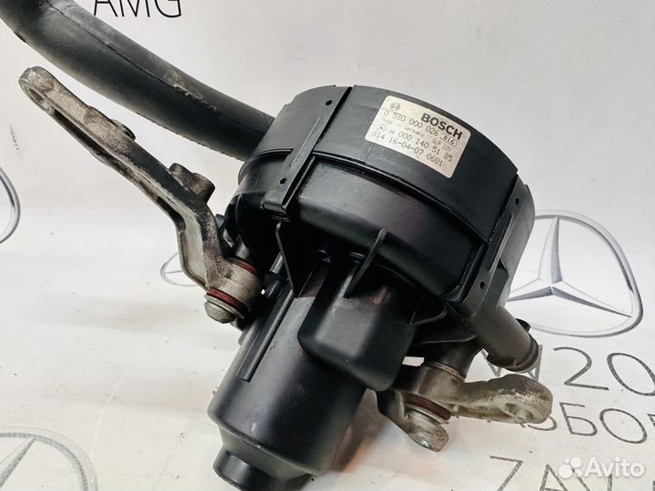 Насос продувки катализатора Mercedes M272
