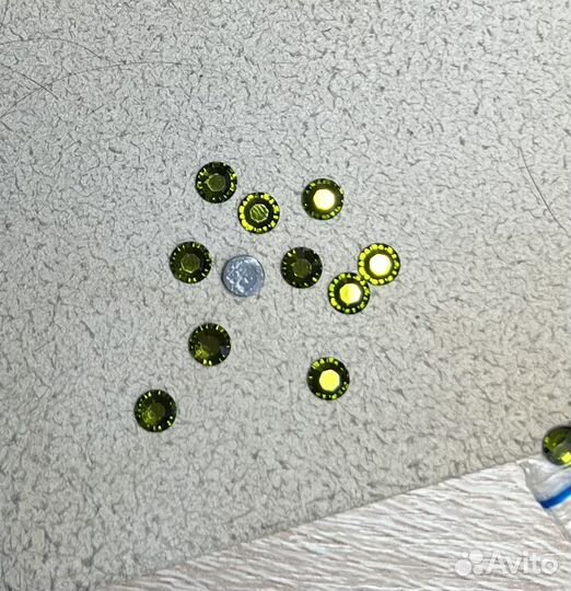 Стразы swarovski клеевые 20ss, 14 граней (2058)