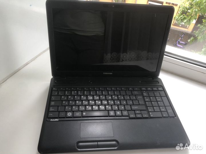 Ноутбук toshiba