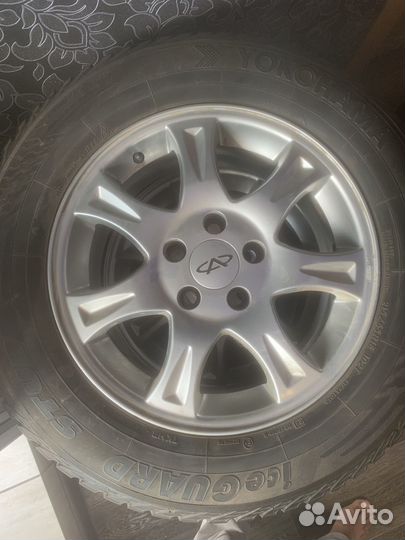 Зимняя резина 215 65 r16