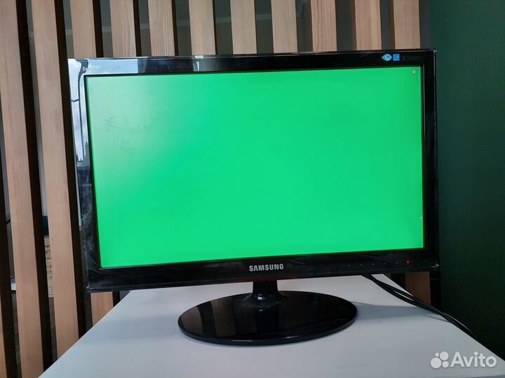 Монитор Samsung SyncMaster P2250, 21,5