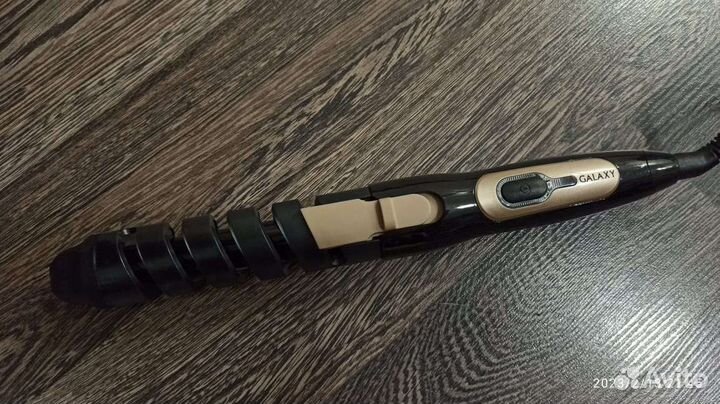 Плойка для завивки волос