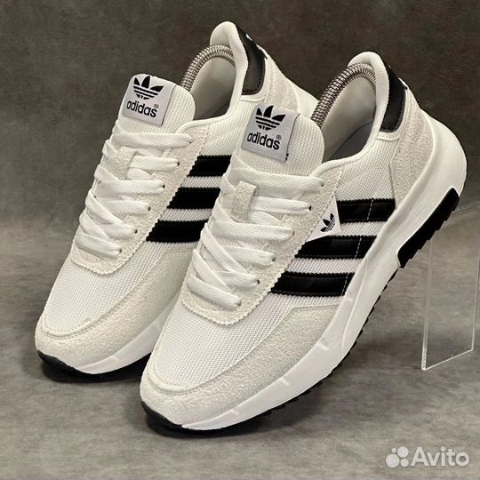 Кроссовки Adidas