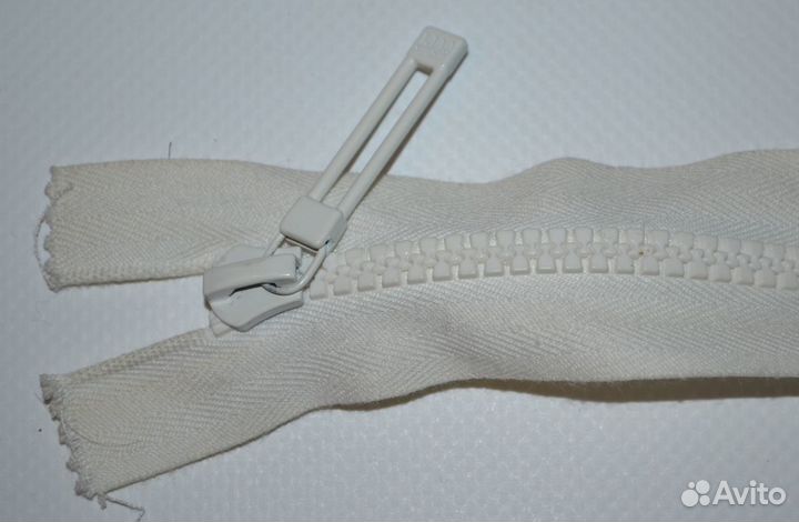 Молнии RiRi ##2101,2110, 2725, 2302, 2706, 2708