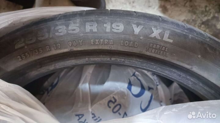Continental ContiSportContact 5 225/40 R19 и 255/35 R19 96Y