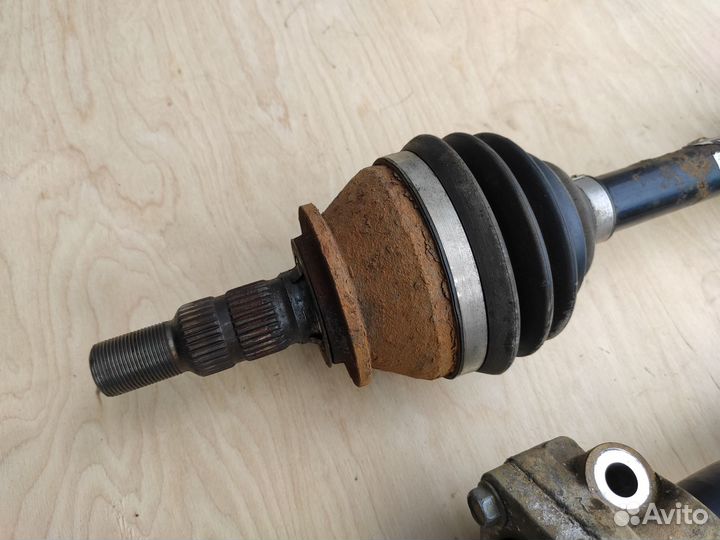 Привод правый A20NFT на Opel Astra J OPC