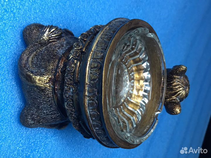 Пепельница в форме верблюда