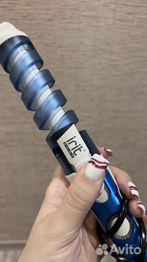 Щипцы для волос электрические. Плойка для локонов