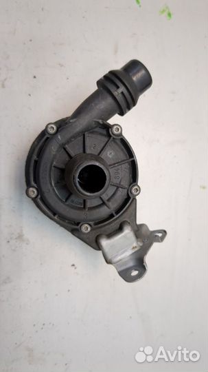 Насос водяной BMW i3, 2016