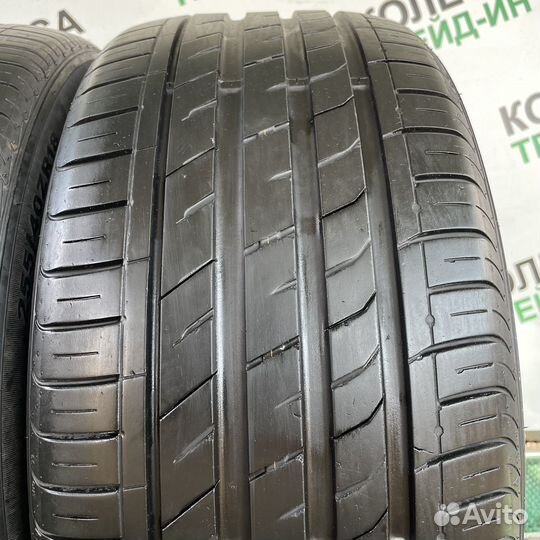 Nexen N'Fera SU1 255/40 R18