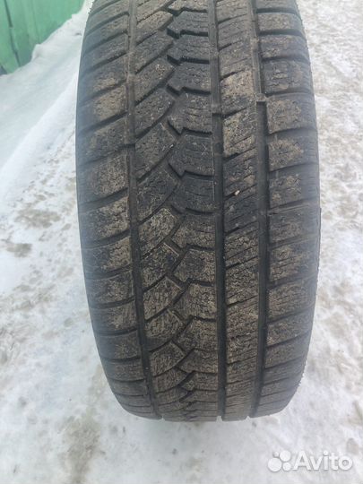 Ovation W-586 215/50 R17