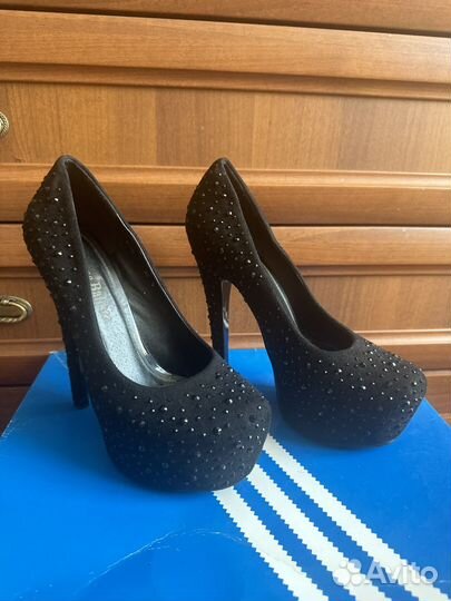 Туфли женские 38 размера