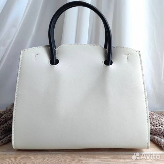 Белая сумка Furla tote натуральная кожа