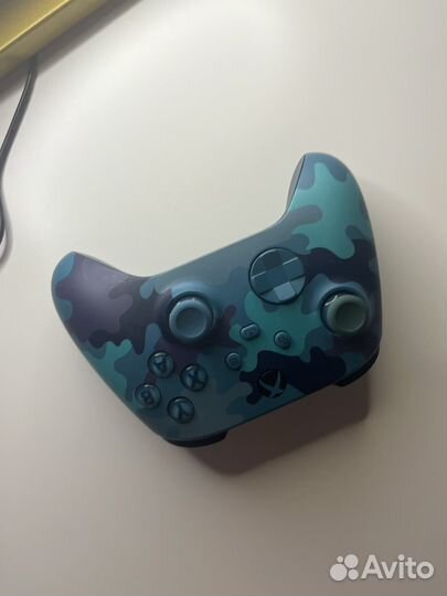 Геймпад xbox series s/x в хорошем состоянии