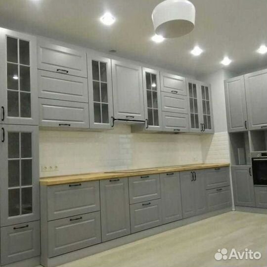 Кухонный гарнитур. Качественная фурнитура