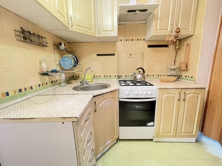 3-к. квартира, 42 м², 1/5 эт.