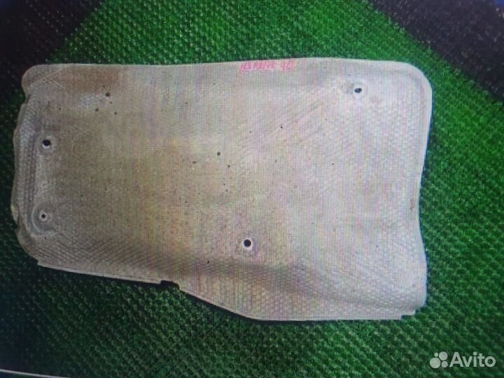 Экран тепловой Toyota Land Cruiser (150) Prado