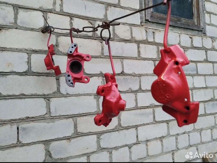 Суппорт мерседес 190
