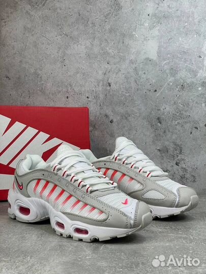 Nike Air Max Tailwind 4