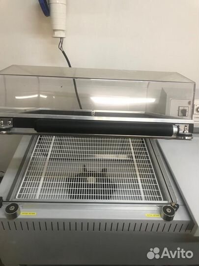 Термоусадочный упаковочный аппарат