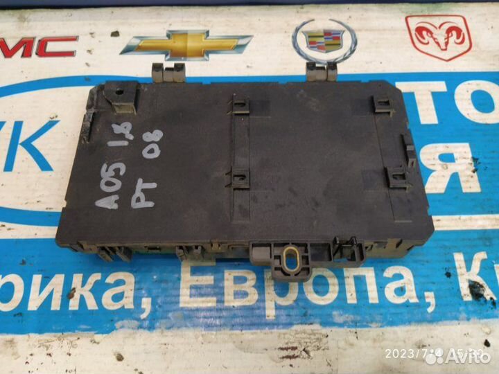 Блок предохранителей Opel Zafira B A05 05-15