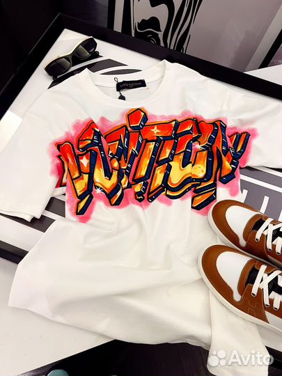 Футболка louis vuitton