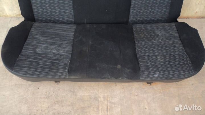 Сиденье заднее (диван) Renault Sandero 1