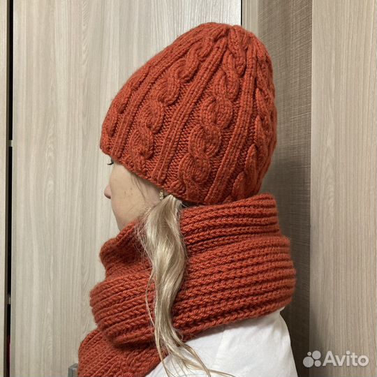 Комплект шапка с шарфом