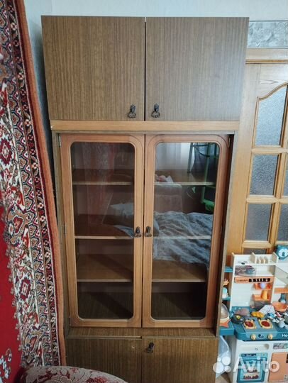 Шкаф для посуды