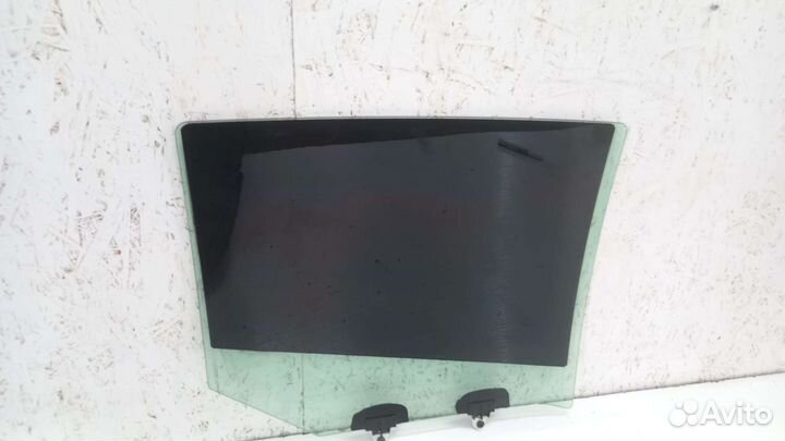 Стекло заднее левое Renault Megane 3 хетчбэк