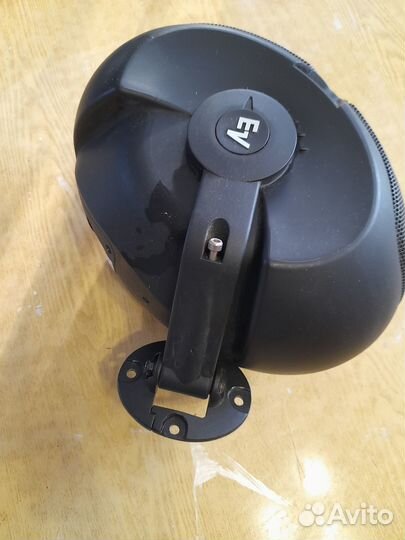 Сабвуфер и колонки EV