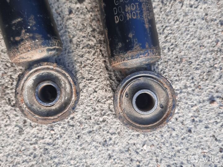 Задний амортизатор audi a6 c7