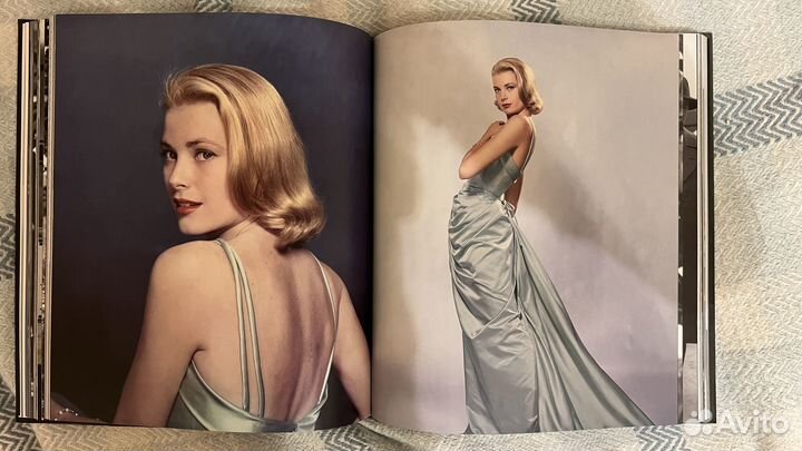 Книга Паоло Салтари: Секрет стиля 10 женщин