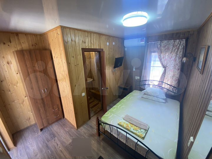 Комната 26 м² в > 9-к., 1/2 эт.