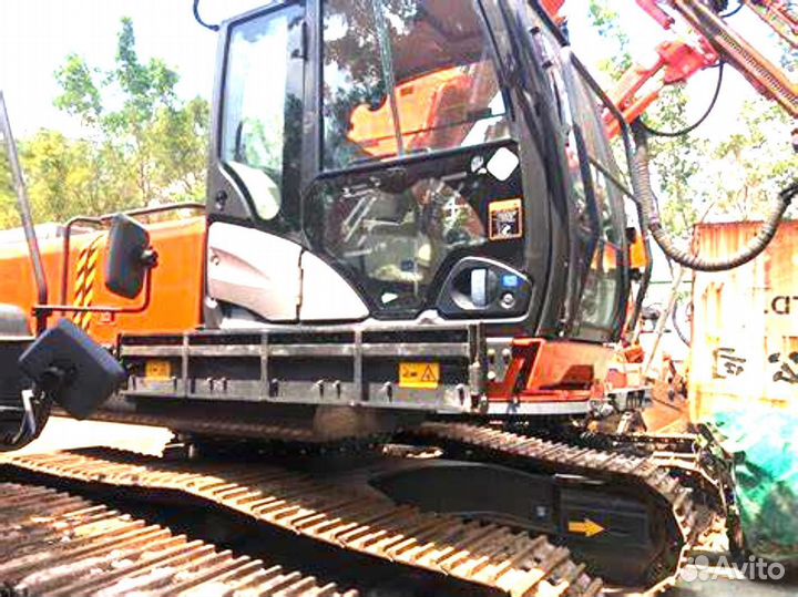 Hitachi/zx240 стекло лобовое