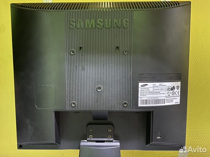 Монитор Samsung syncmaster 710n 17