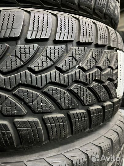 Bridgestone Blizzak LM-32 205/55 R16