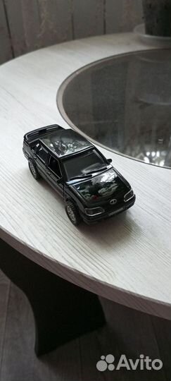 Модель автомобиля ваз 2115. 1:32